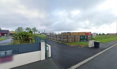 Blind Manufacturers Of France, Magasin de Stores et Rideaux à Sainte-Gemme-la-Plaine